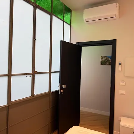 게스트하우스 Angel Suite Chiaia 4*