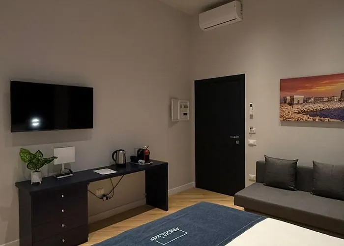 Angel Suite Chiaia 4* 나폴리