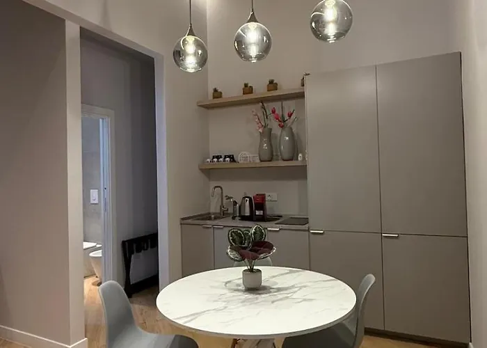 Angel Suite Chiaia 4* 나폴리