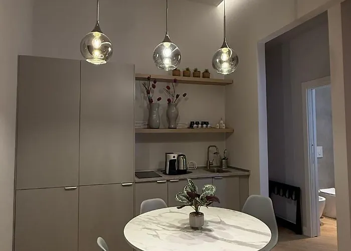 Angel Suite Chiaia 4*