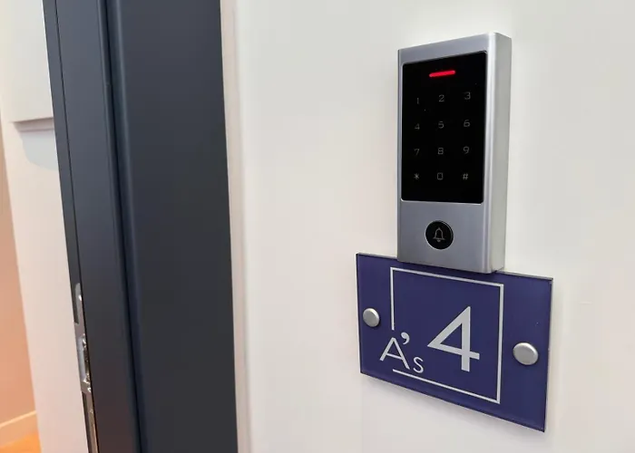 Angel Suite Chiaia 4*