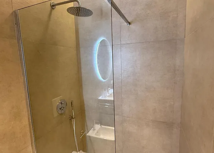 Angel Suite Chiaia 4*