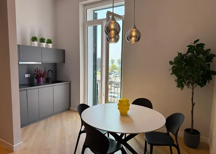 Angel Suite Chiaia 4*