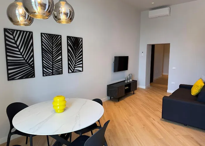 Angel Suite Chiaia 4*