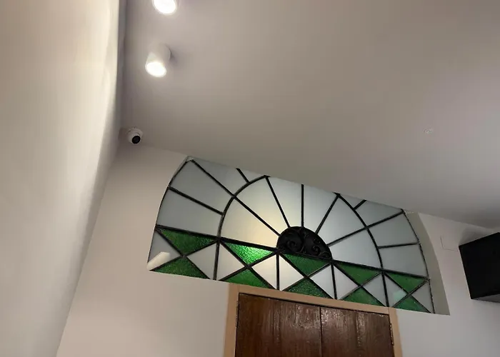 Angel Suite Chiaia 게스트하우스 4*